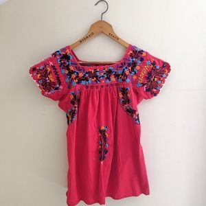 Vintage embroidered Mexican top
